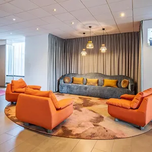 crowne-plaza-antwerp.hotelsantwerp.net/