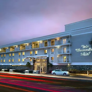 https://commodore.hotels-capetown.com